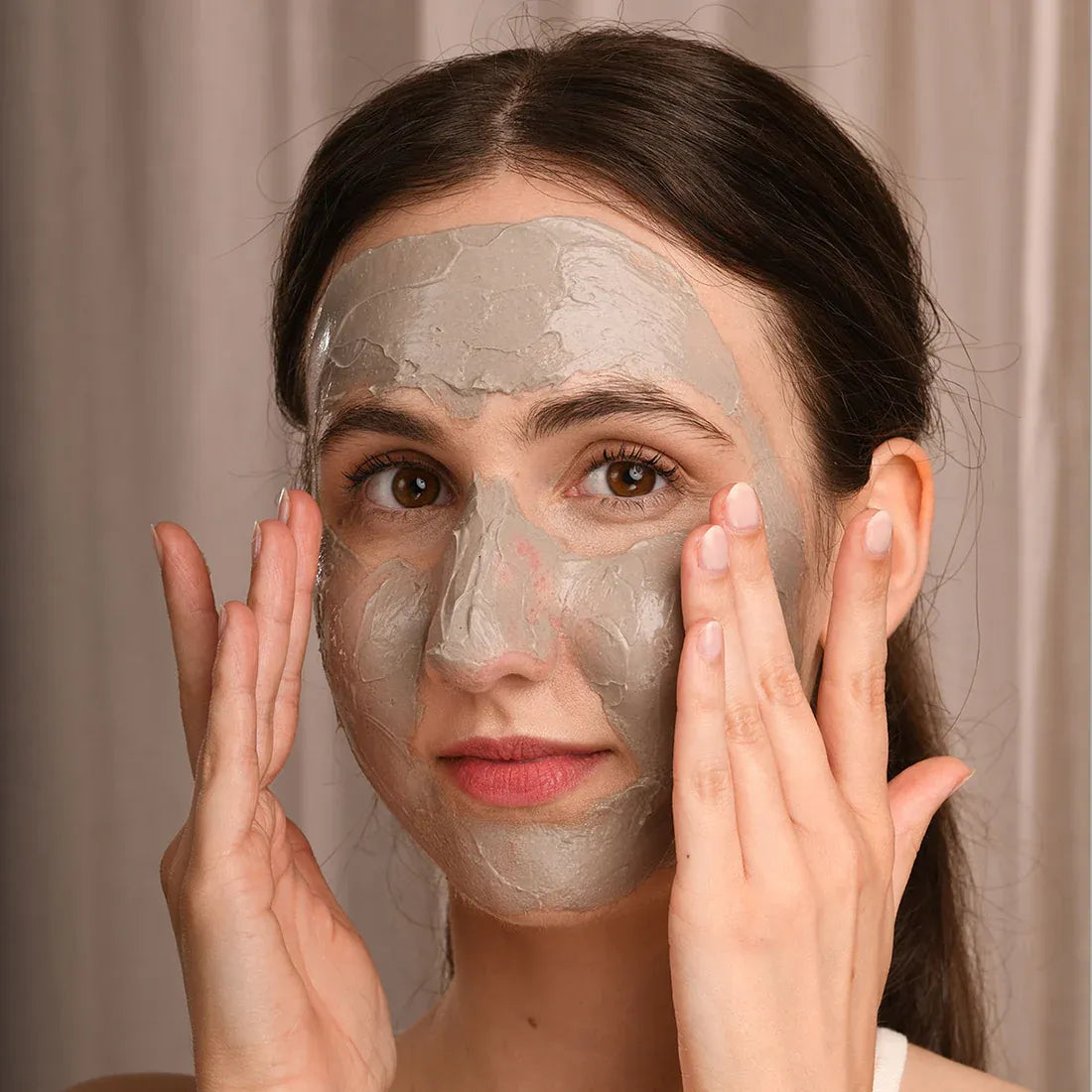 BIODROGA PEELING MÁSCARA DE LAMA TERAPÊUTICA "DOWN TO EARTH". ORGÂNICO